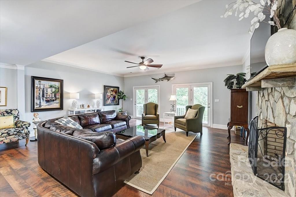 1277 Fern Hill Road