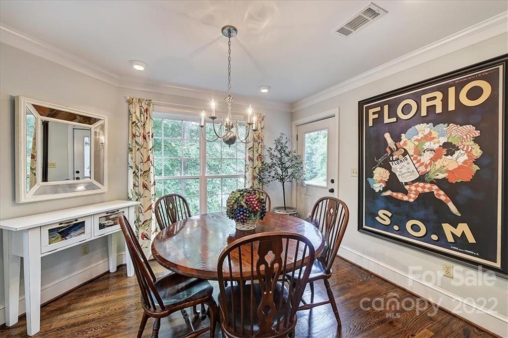 1277 Fern Hill Road