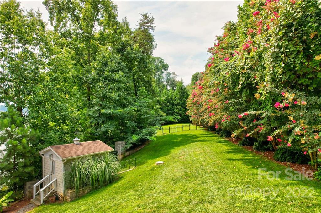 1277 Fern Hill Road