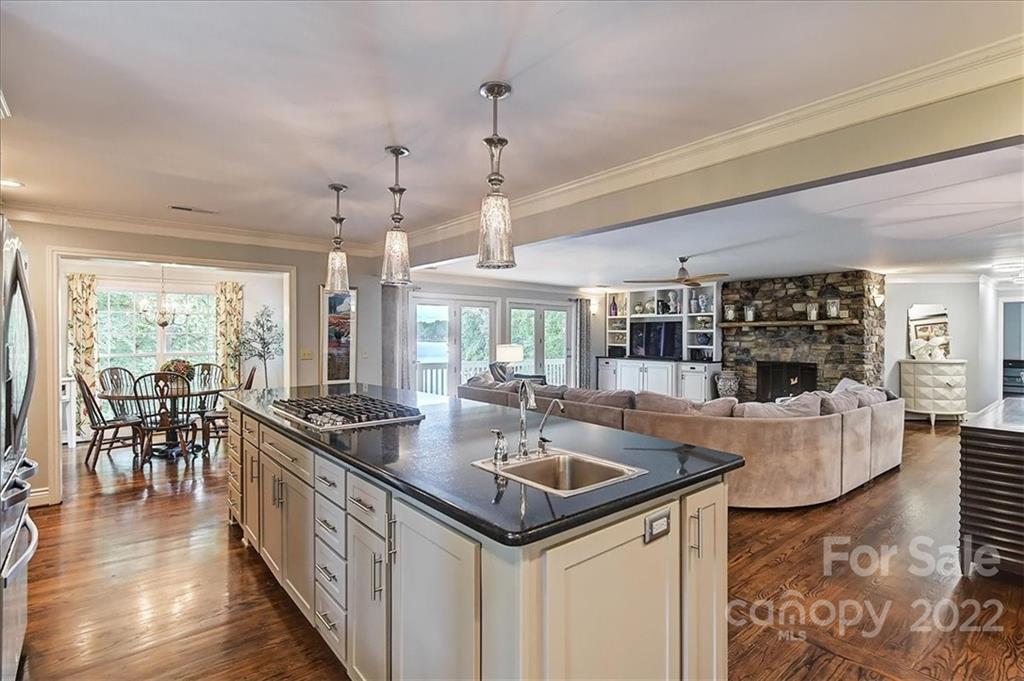 1277 Fern Hill Road