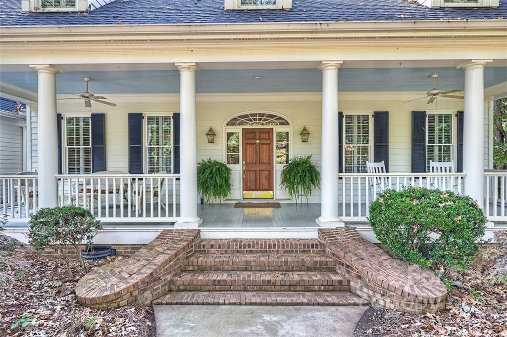 170 Old Post Road
