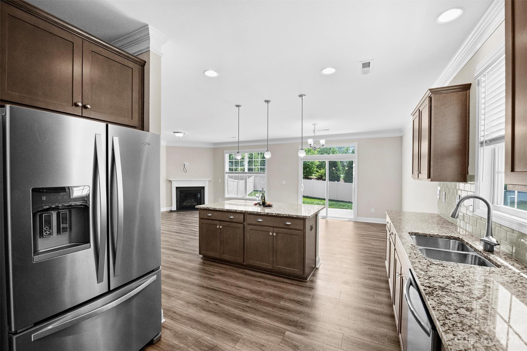 113 W Americana Drive