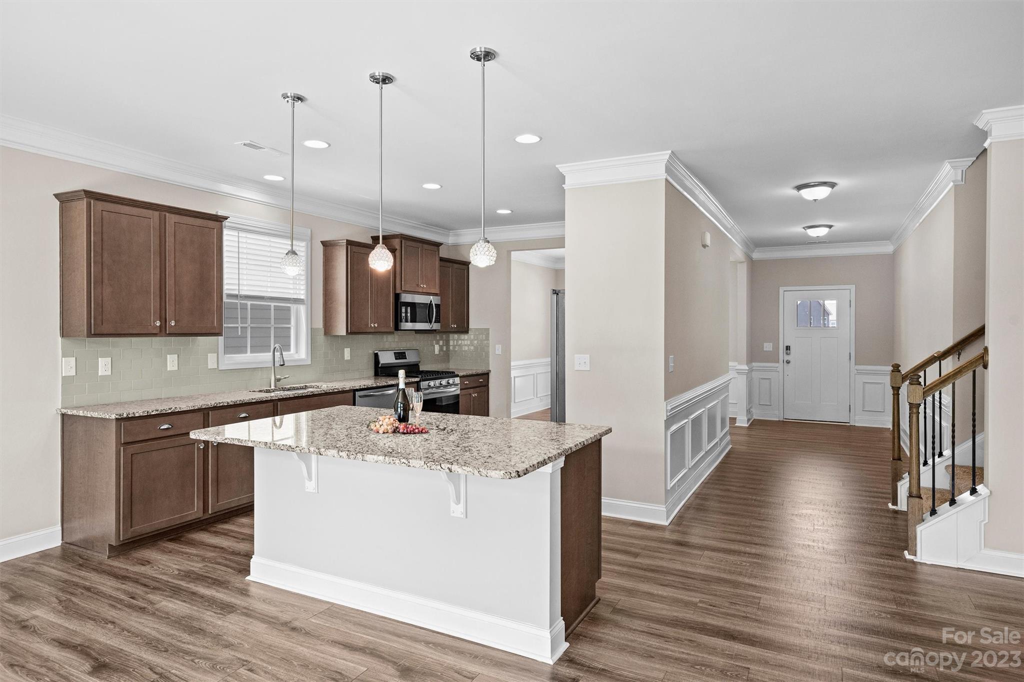 113 W Americana Drive
