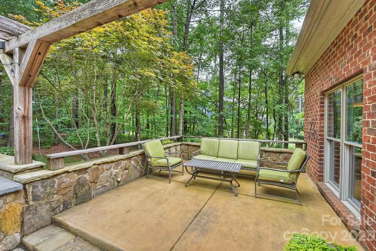 108 Dunn Ross Court