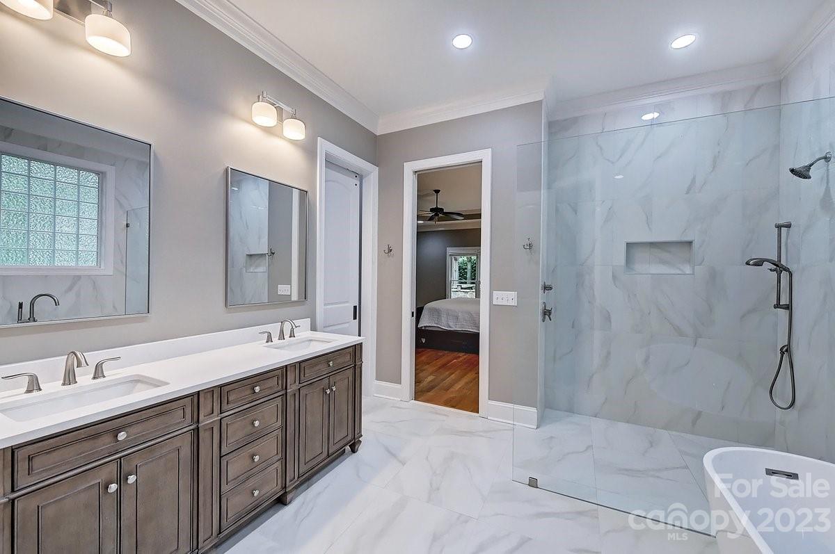 108 Dunn Ross Court