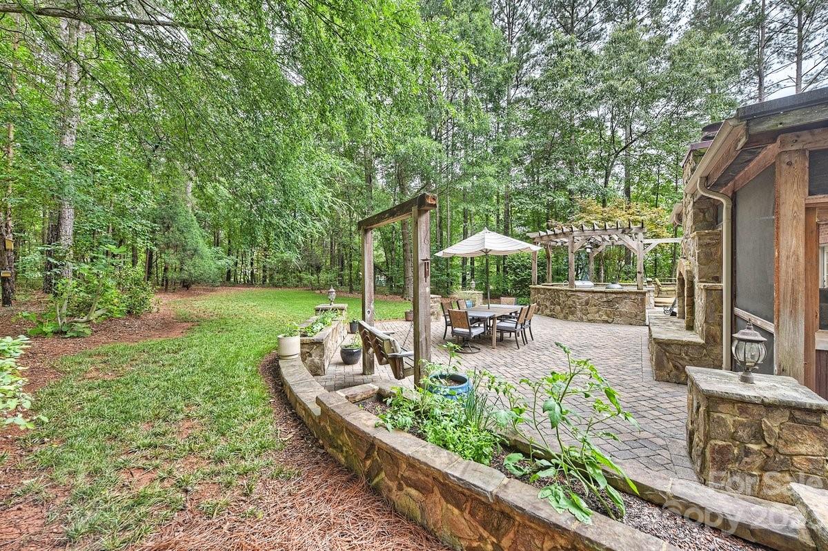 108 Dunn Ross Court