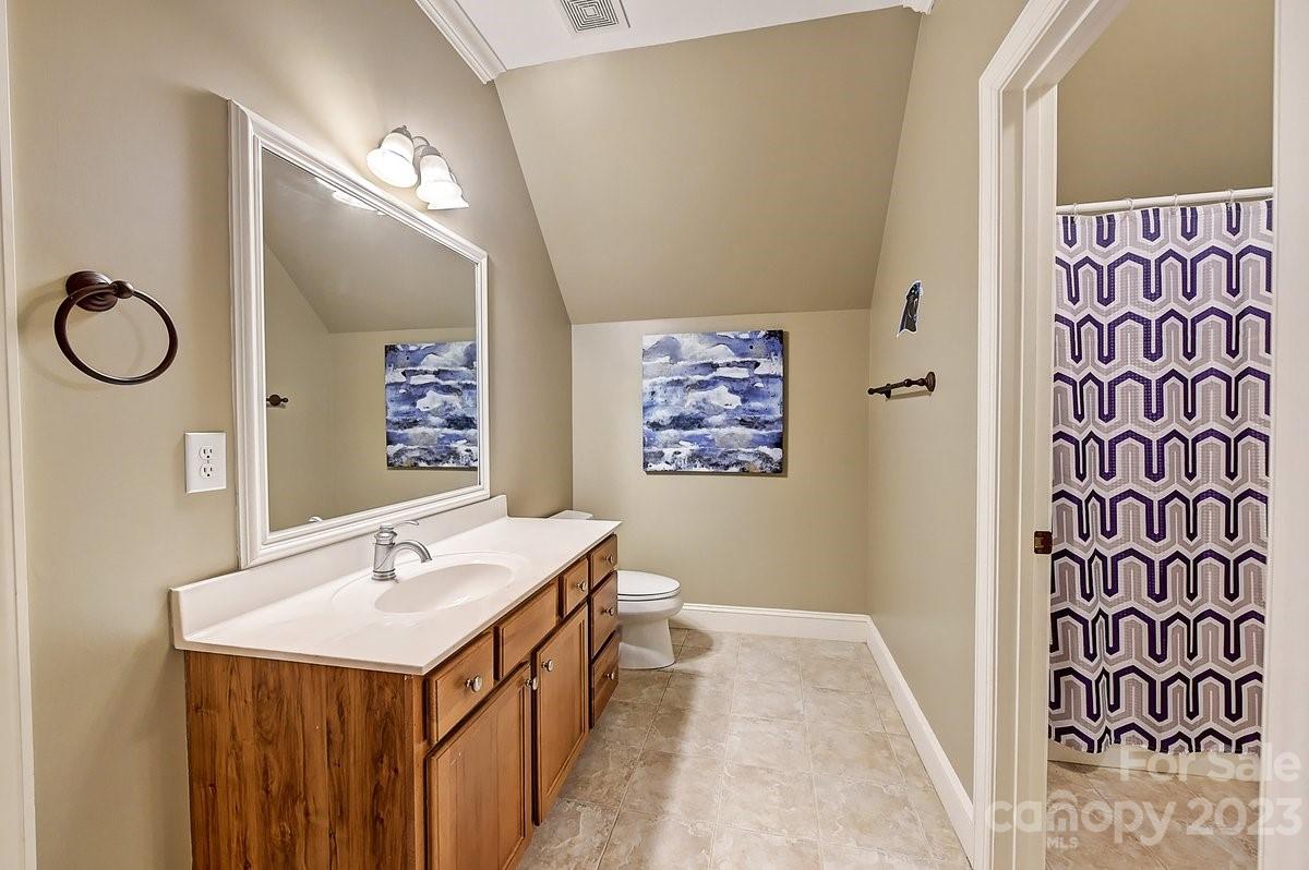 108 Dunn Ross Court