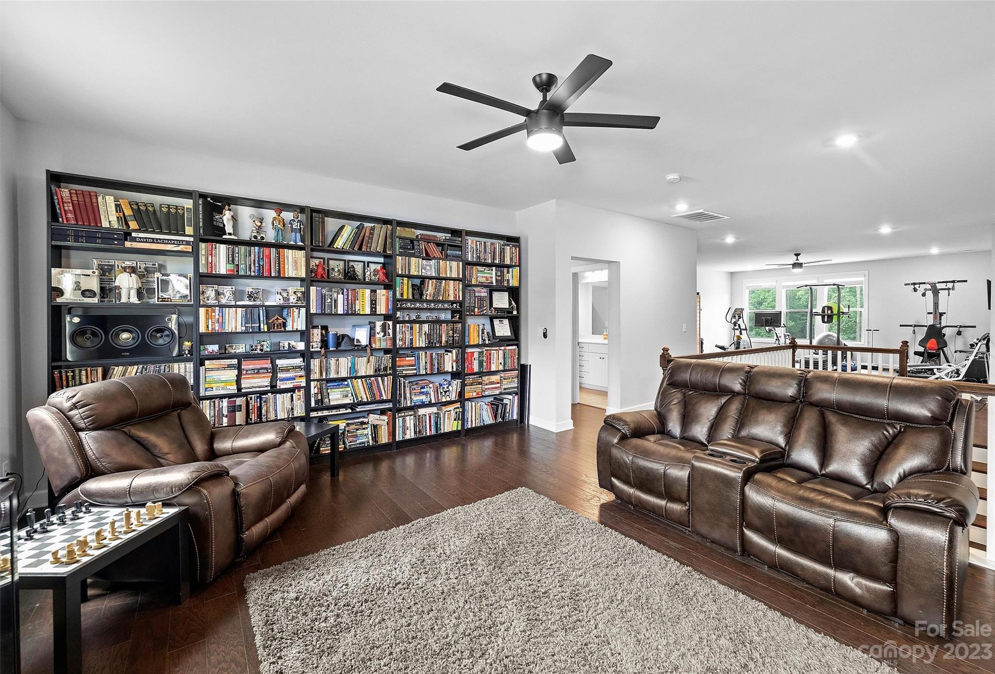 341 S San Agustin Drive