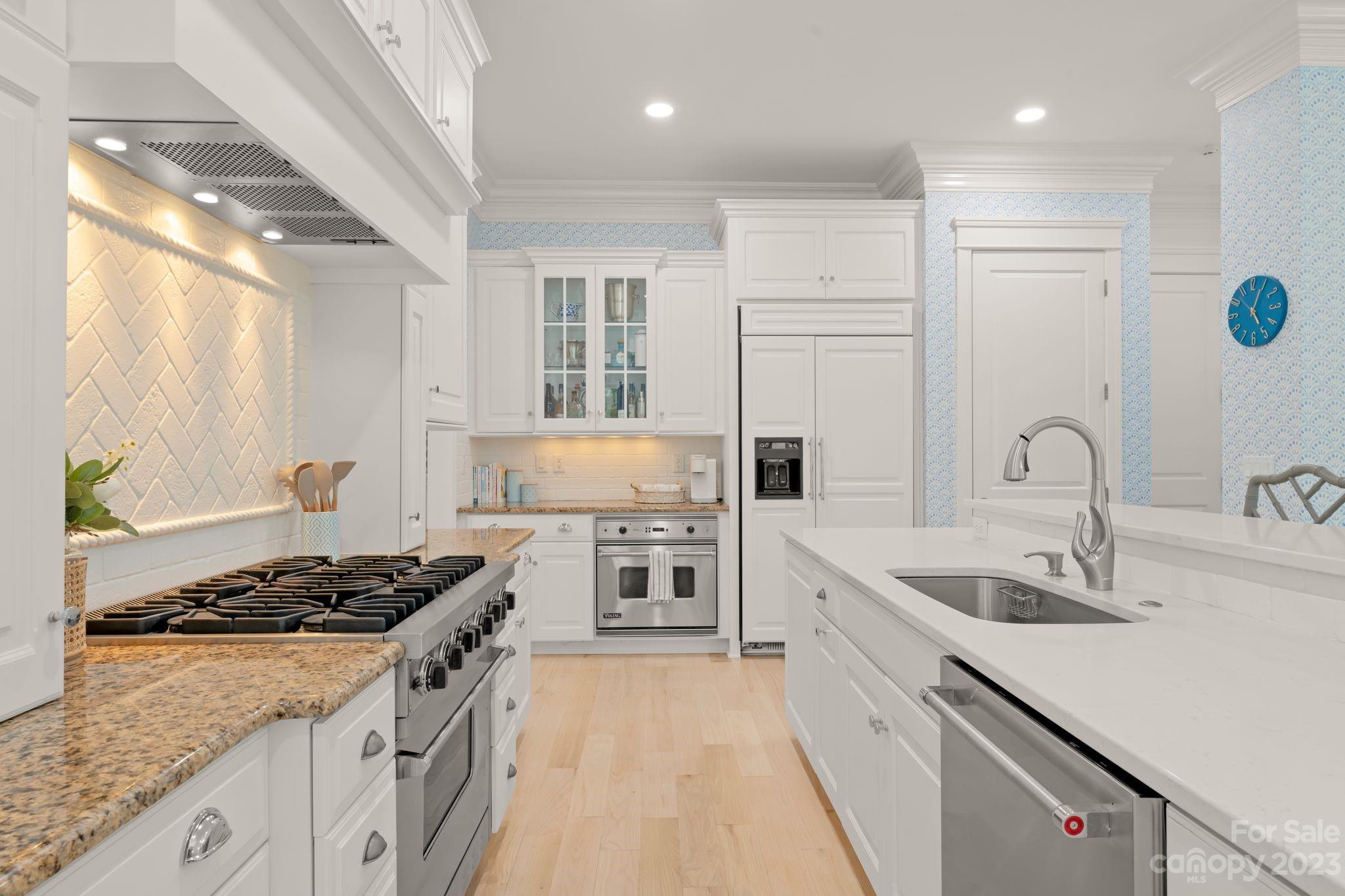 200 Cape Cod Way