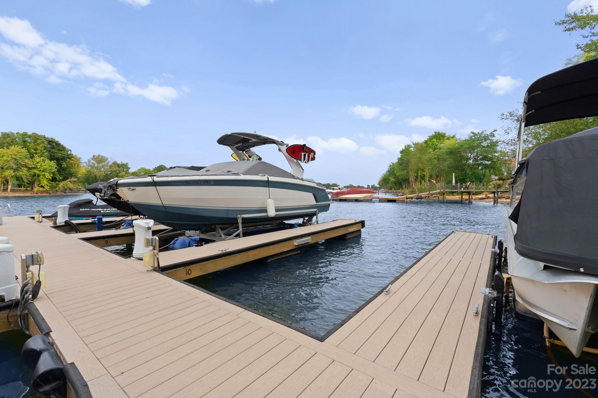 200 Cape Cod Way