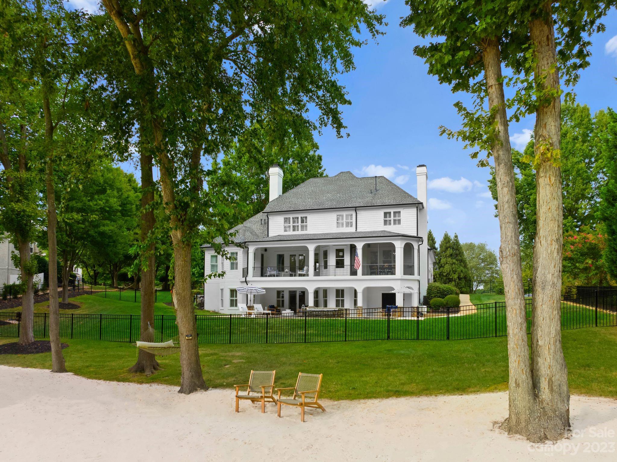 200 Cape Cod Way