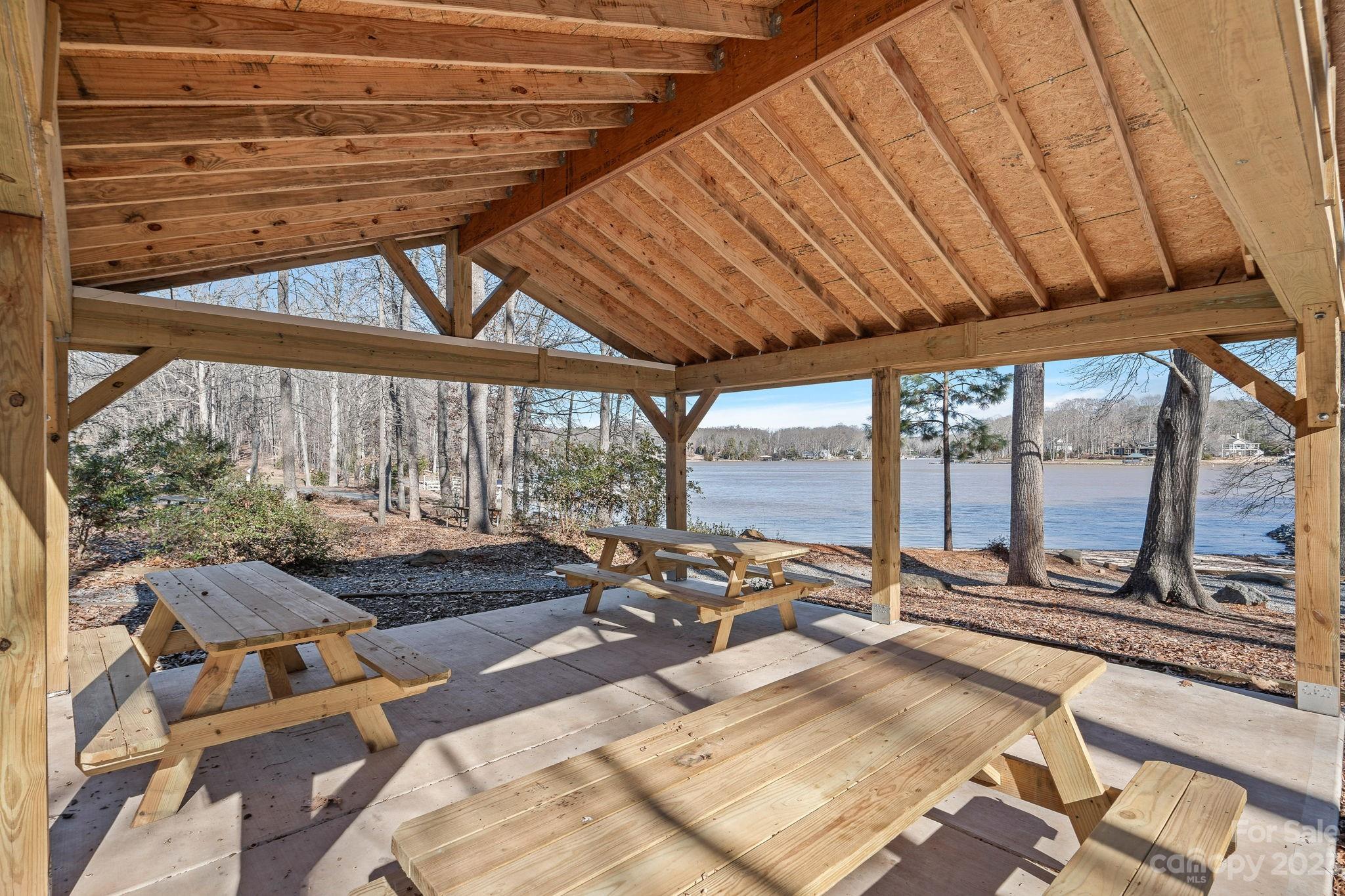 122 Dobbin Lane
