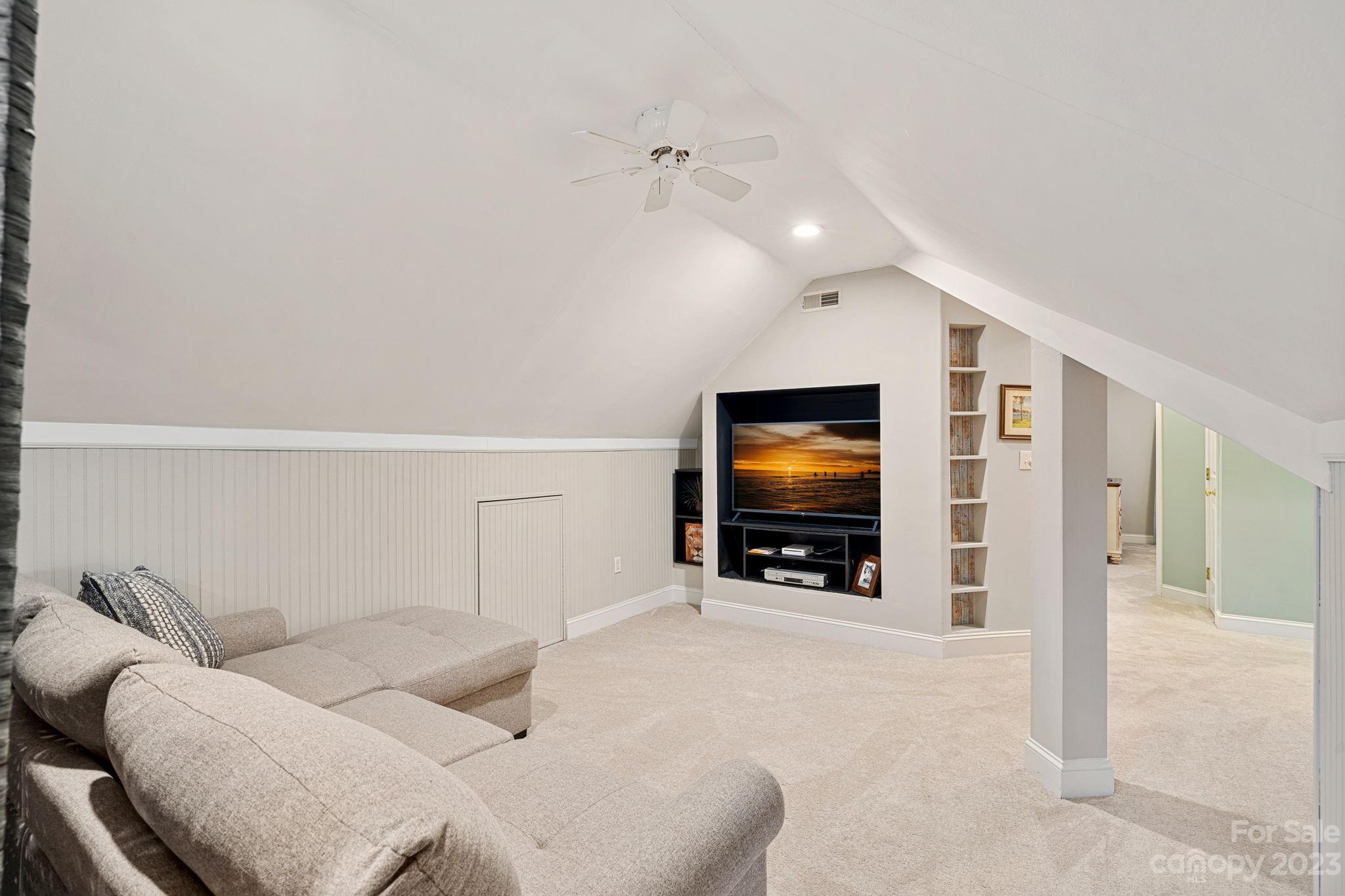 122 Dobbin Lane