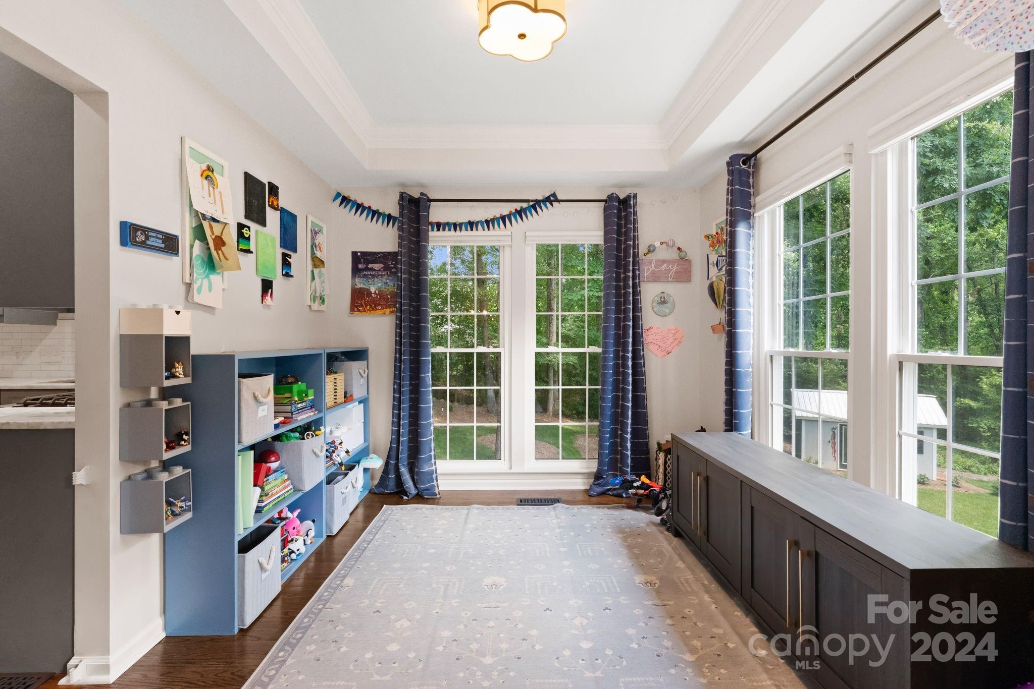 9049 Salford Court