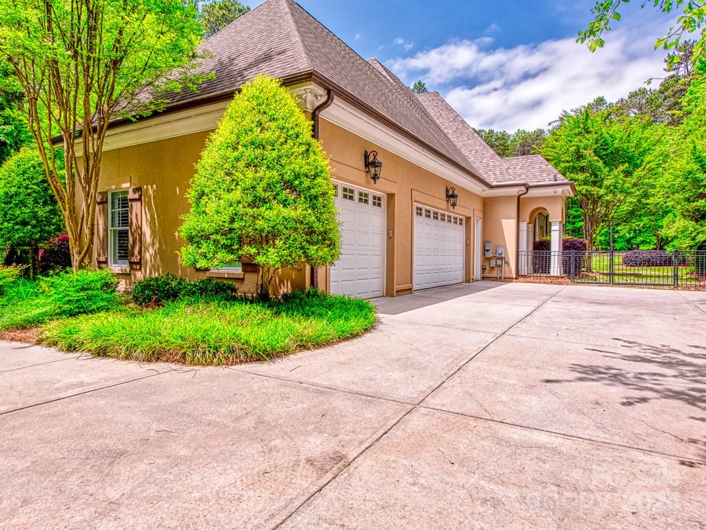 114 Maddaket Loop