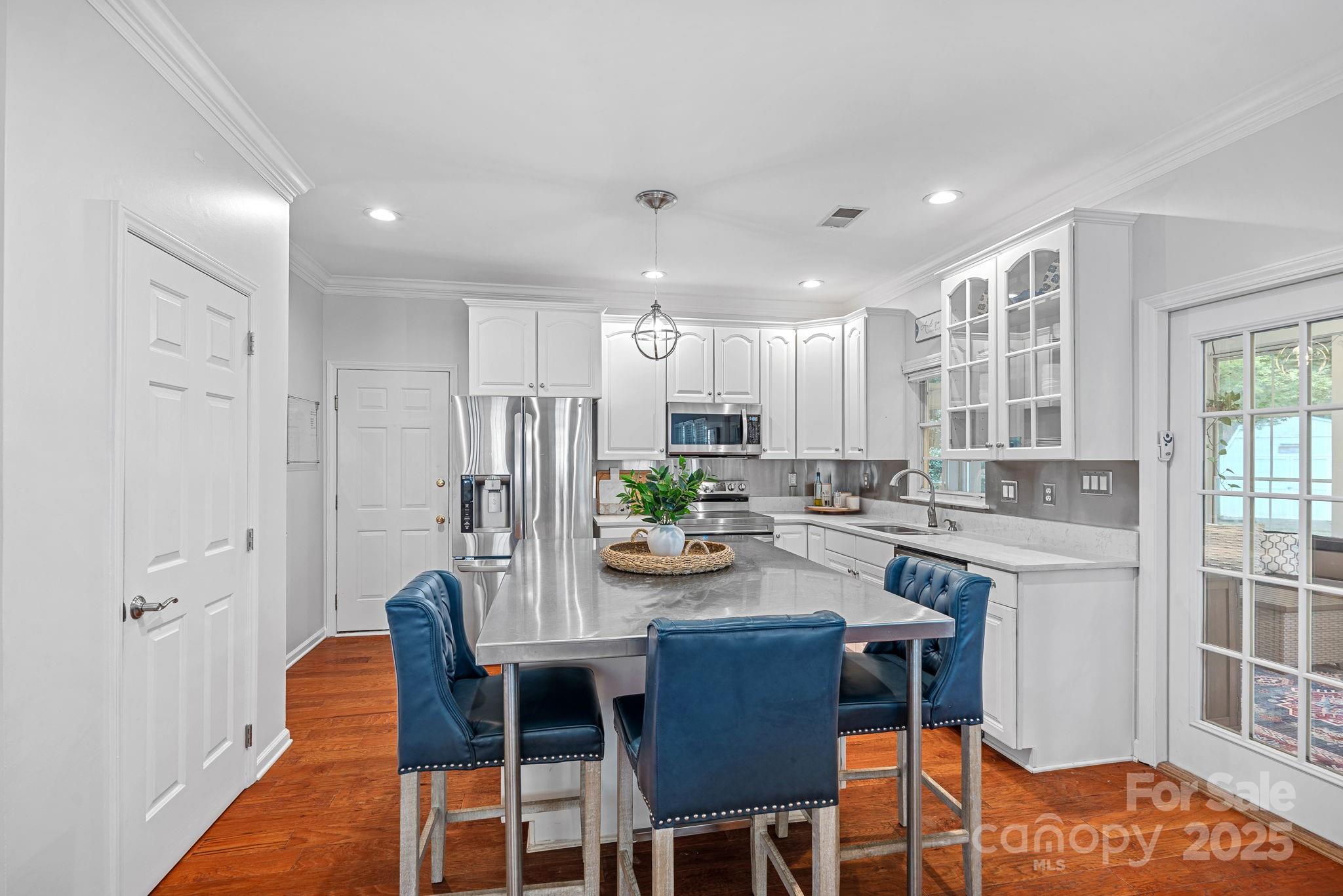 15319 Great Glen Lane