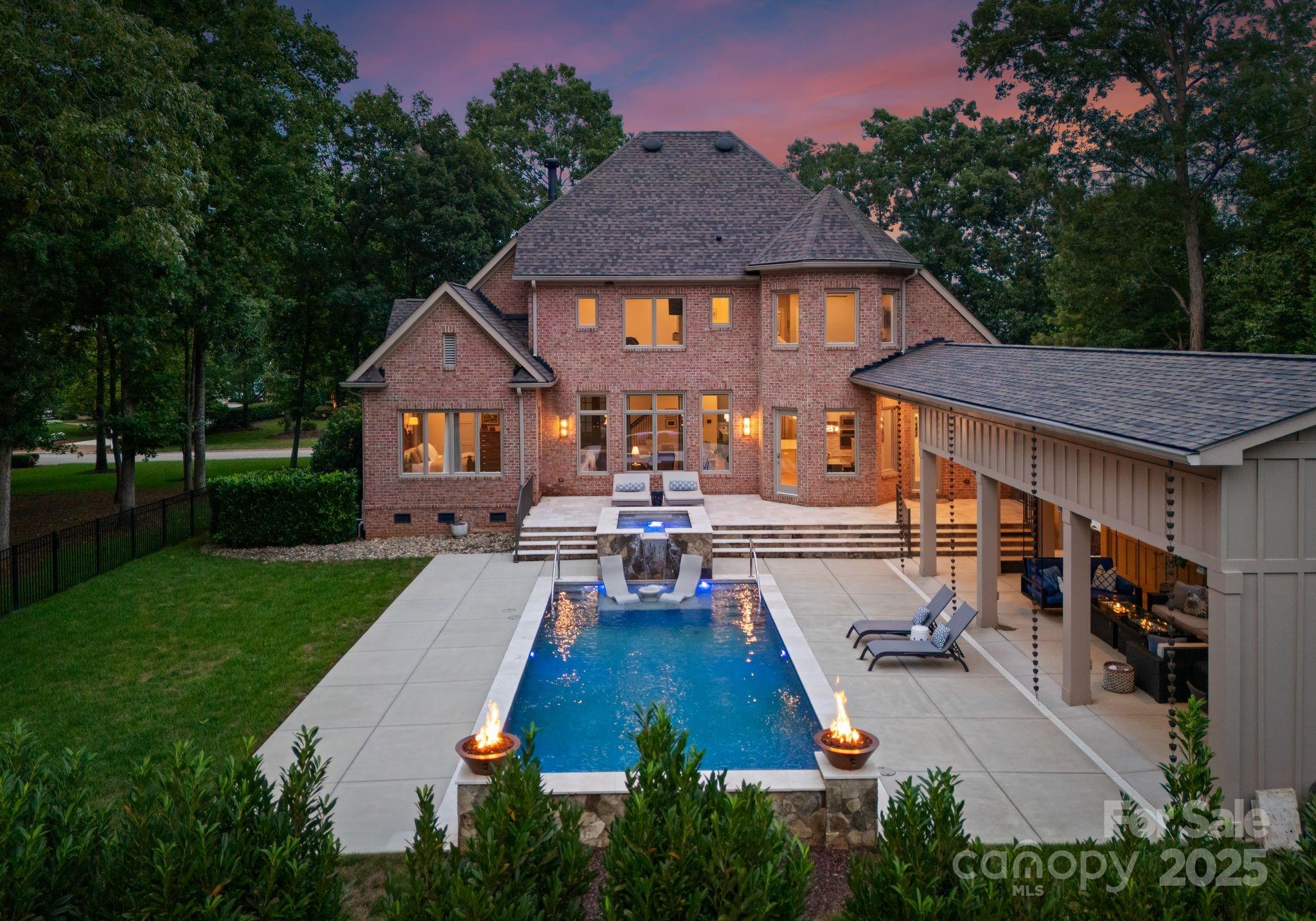 178 Shelburne Place