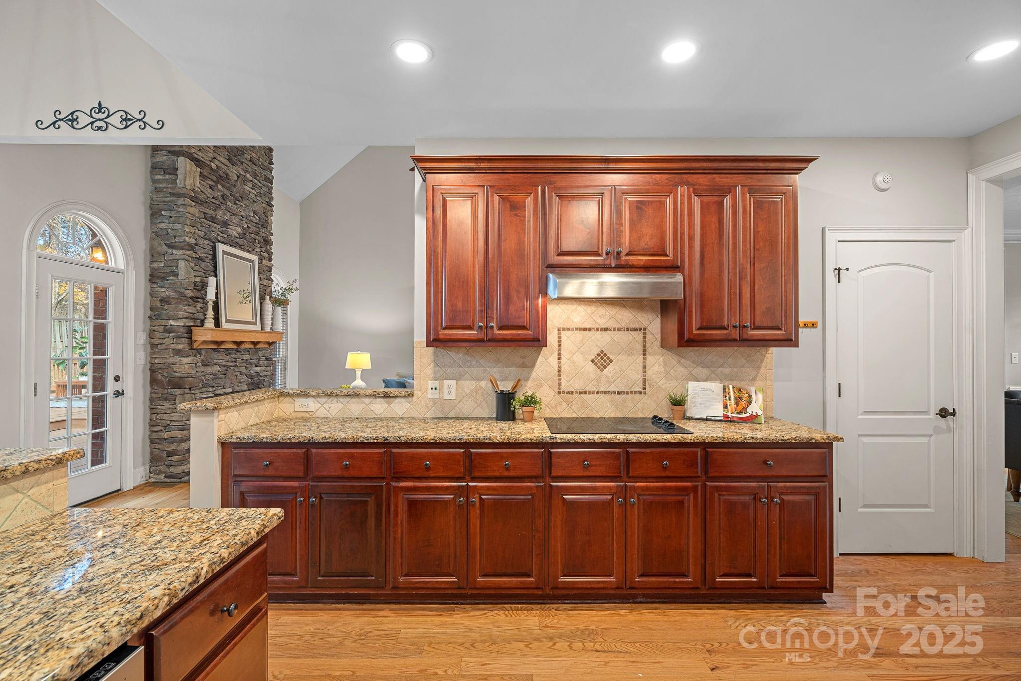 255 Honeysuckle Creek Loop