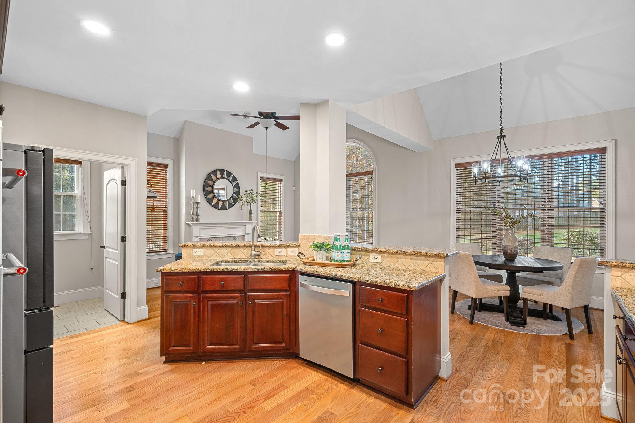 255 Honeysuckle Creek Loop