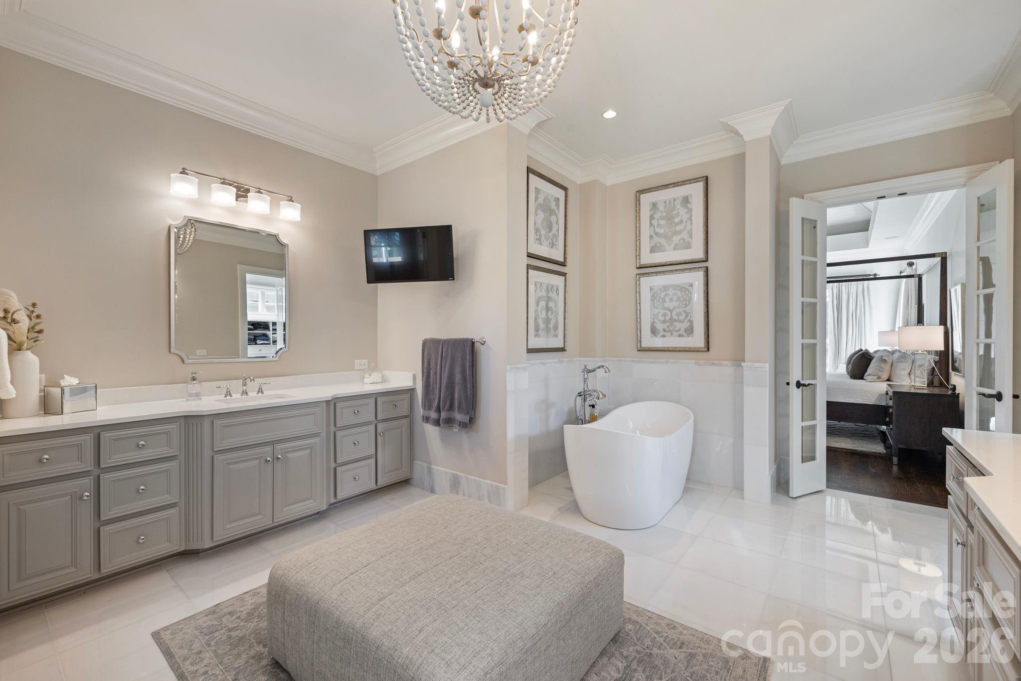 190 Cape Cod Way