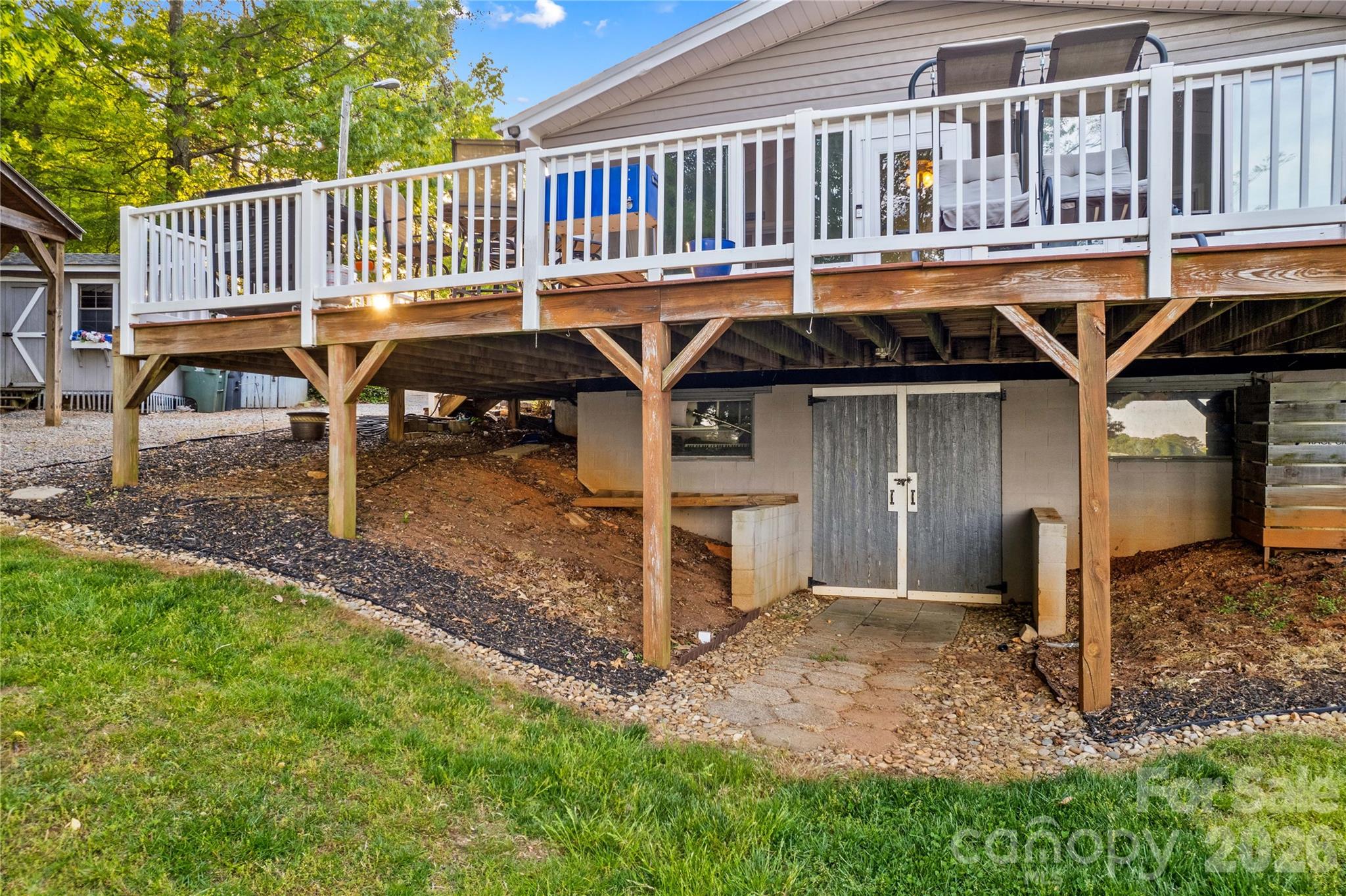 785 Kemp Road