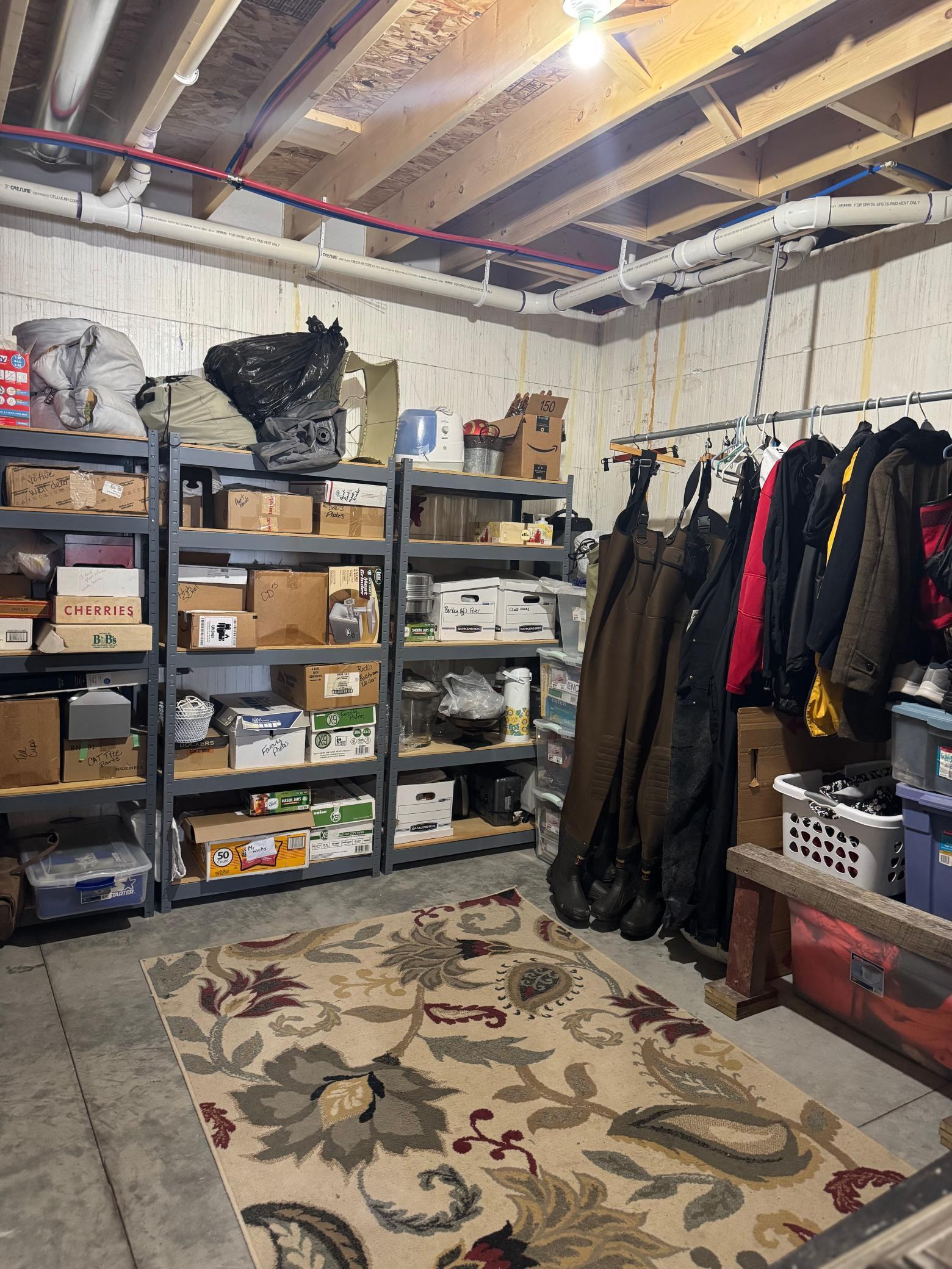 22196 County 17