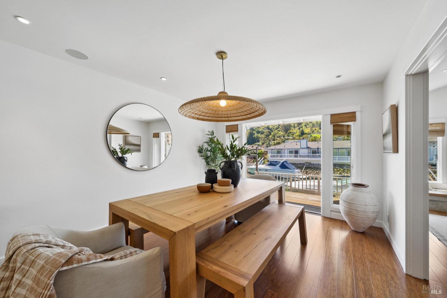 11 Saint Lucia Place