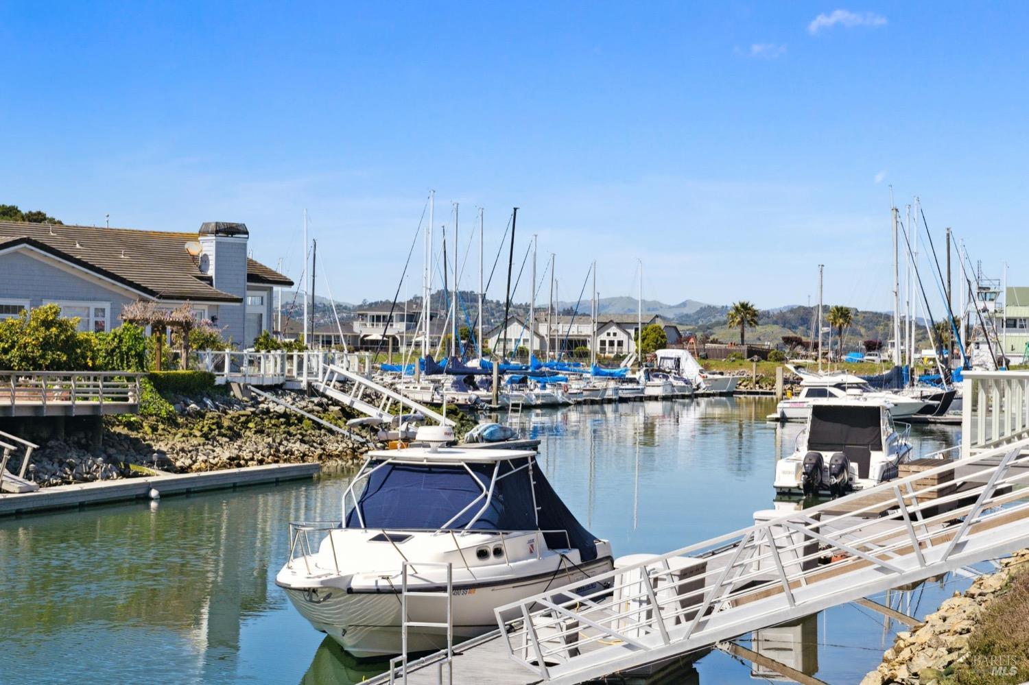 11 Saint Lucia Place