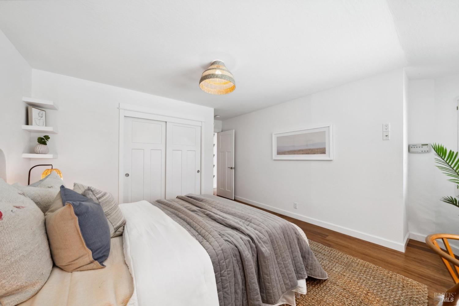 11 Saint Lucia Place