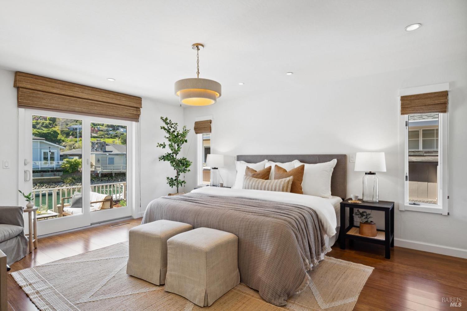 11 Saint Lucia Place