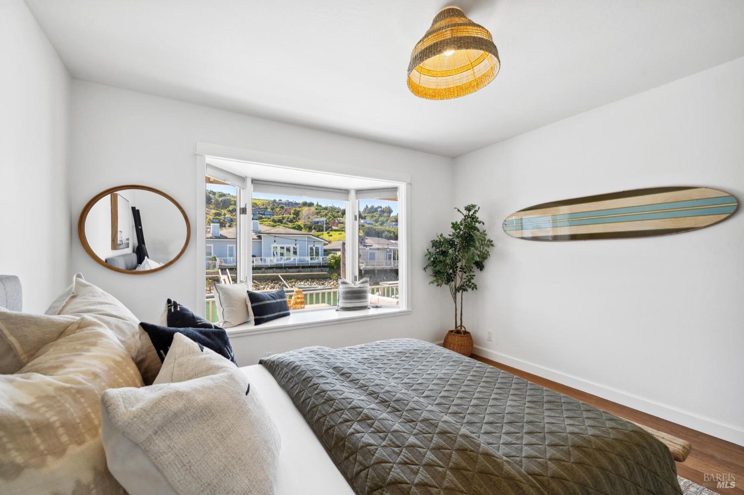 11 Saint Lucia Place