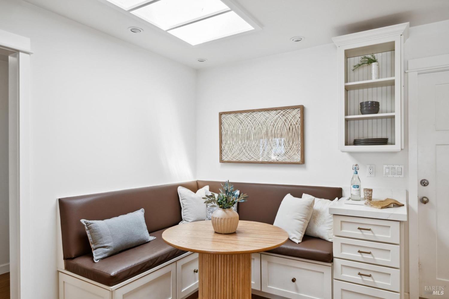 11 Saint Lucia Place