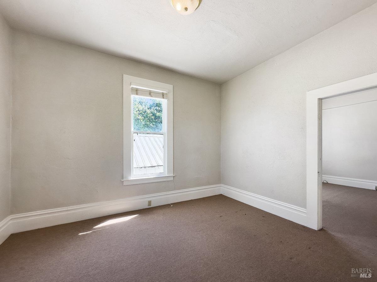 752 Petaluma Boulevard S