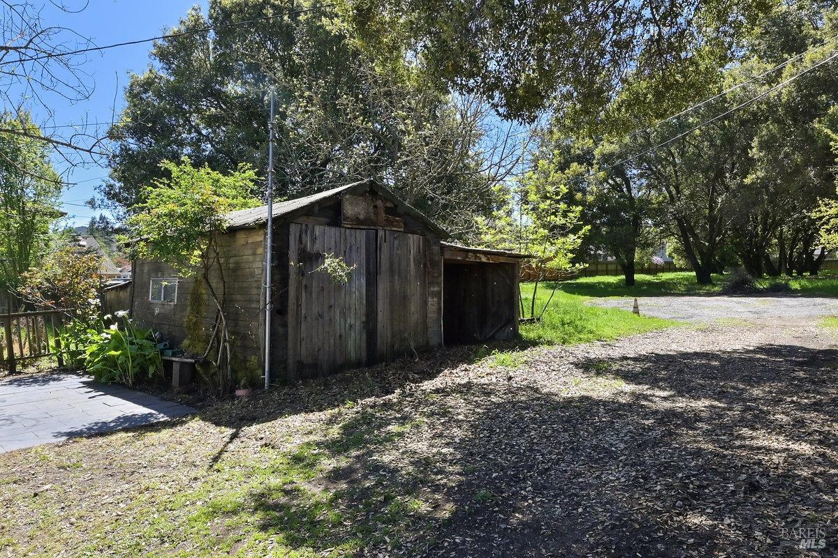 752 Petaluma Boulevard S