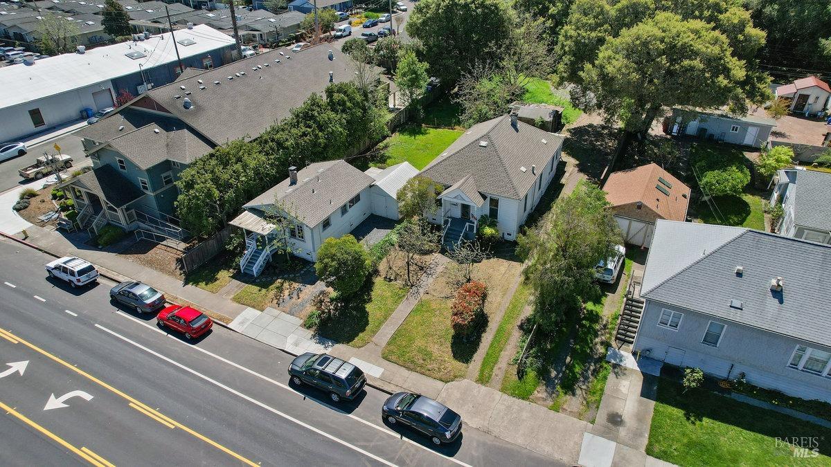 752 Petaluma Boulevard S