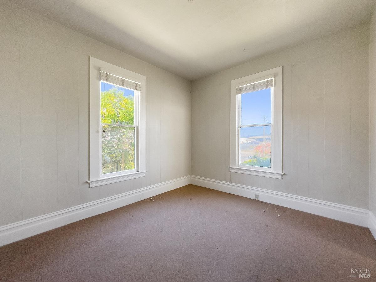 752 Petaluma Boulevard S