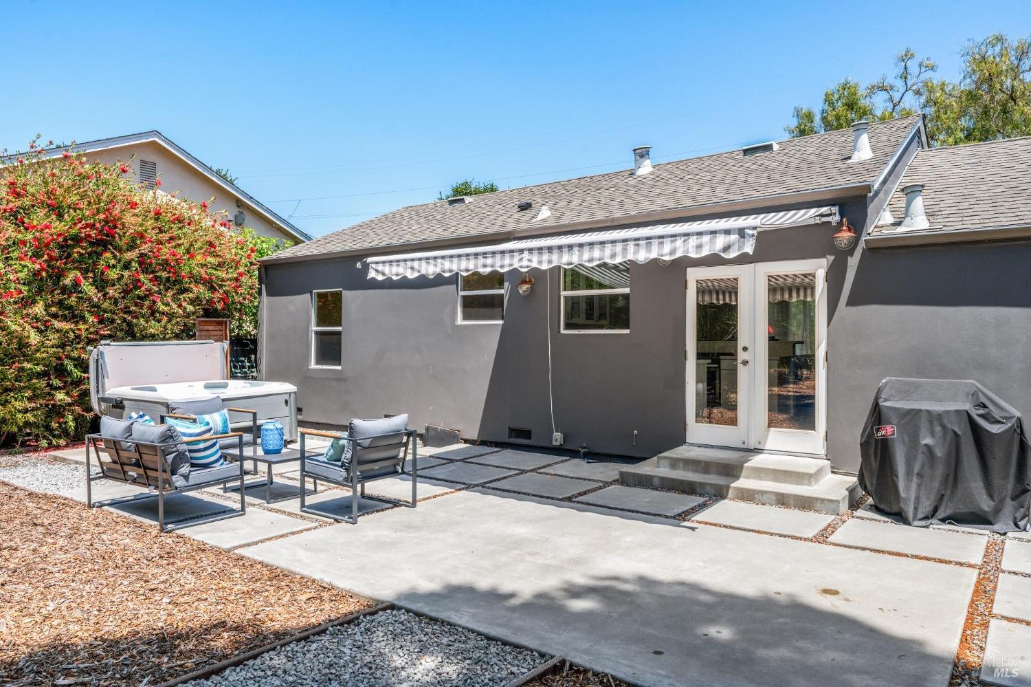 23 Vendola Drive