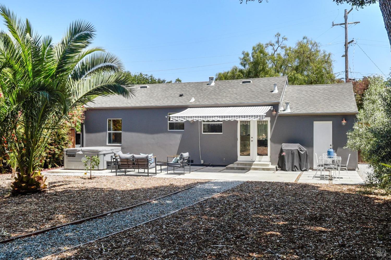 23 Vendola Drive