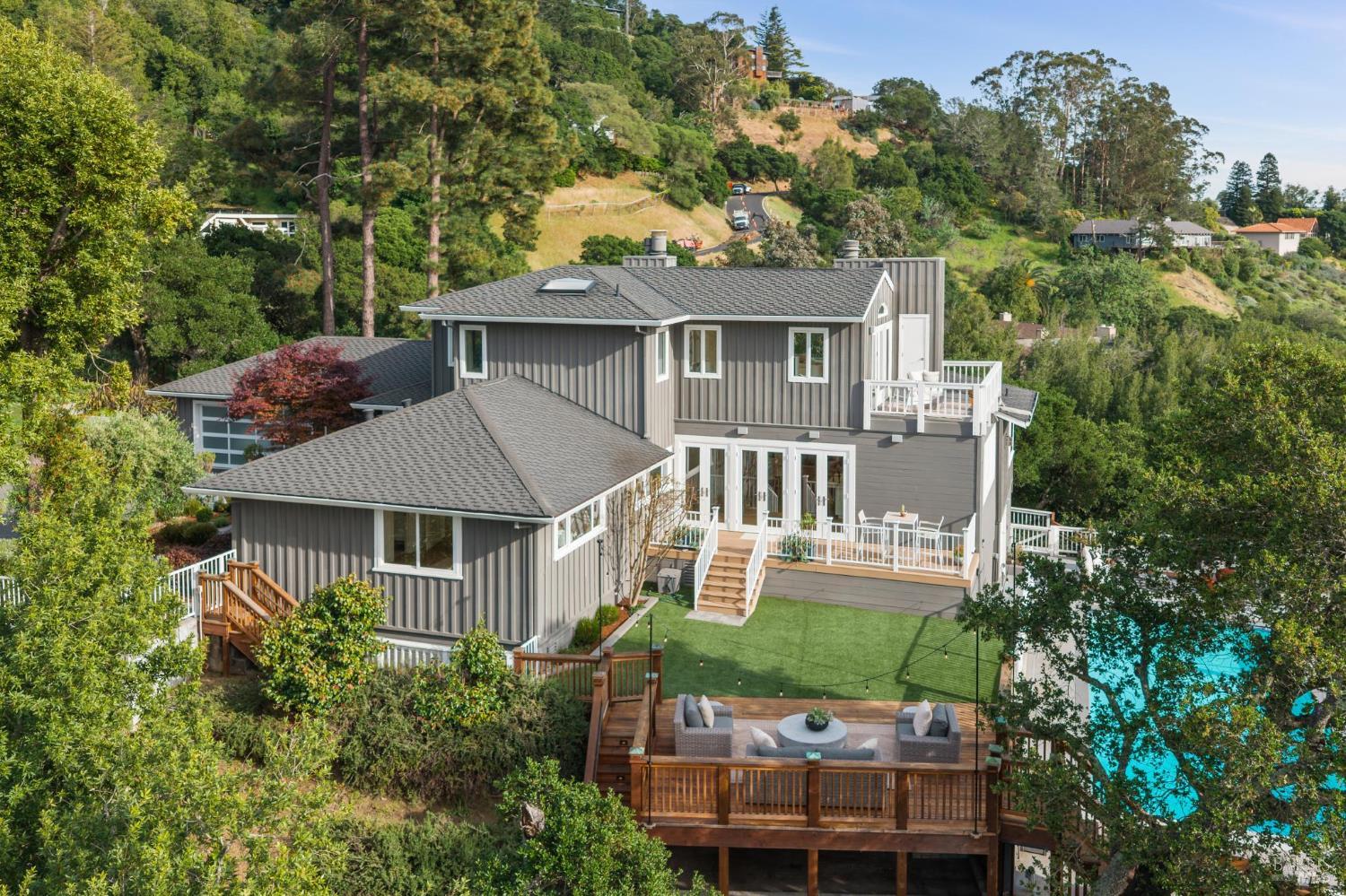 65 Valley View Avenue