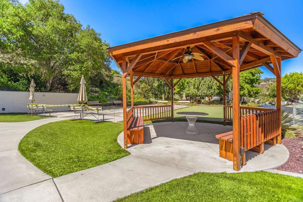 8975 Lawrence Welk Drive 7