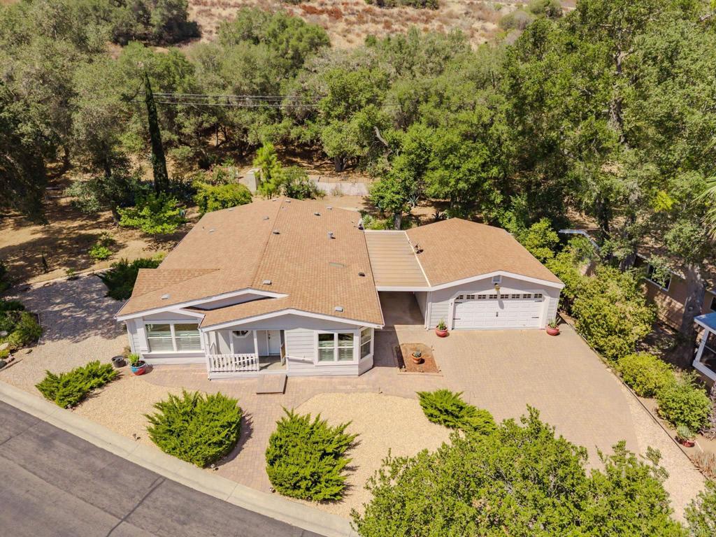 8975 Lawrence Welk Drive 7
