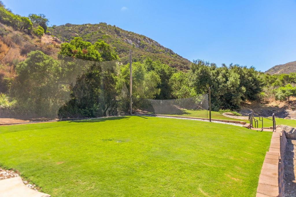 8975 Lawrence Welk Drive 7