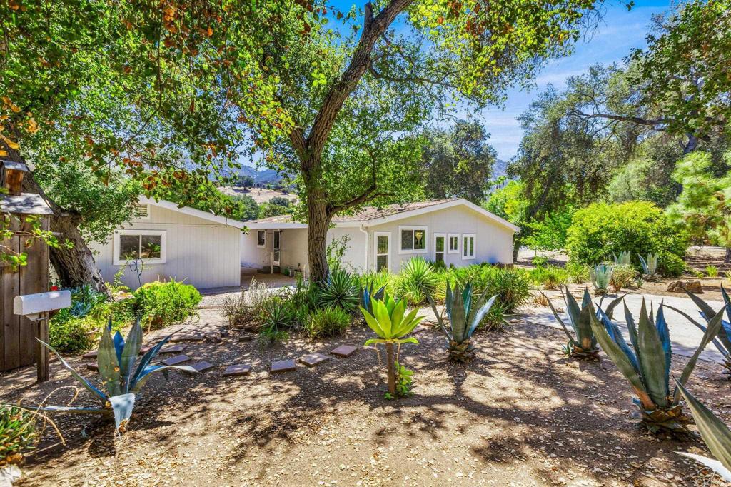 8975 Lawrence Welk Drive 7