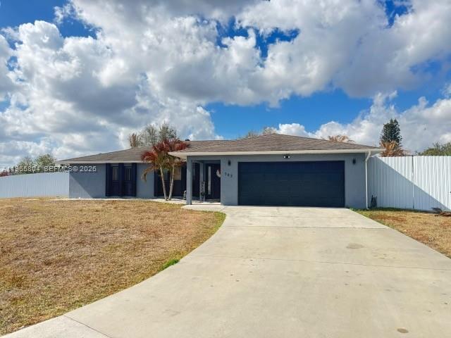 702 NW Orchid St, Port St. Lucie