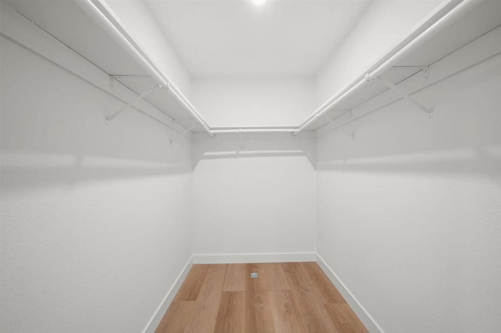 2030 Sierra Wood Drive