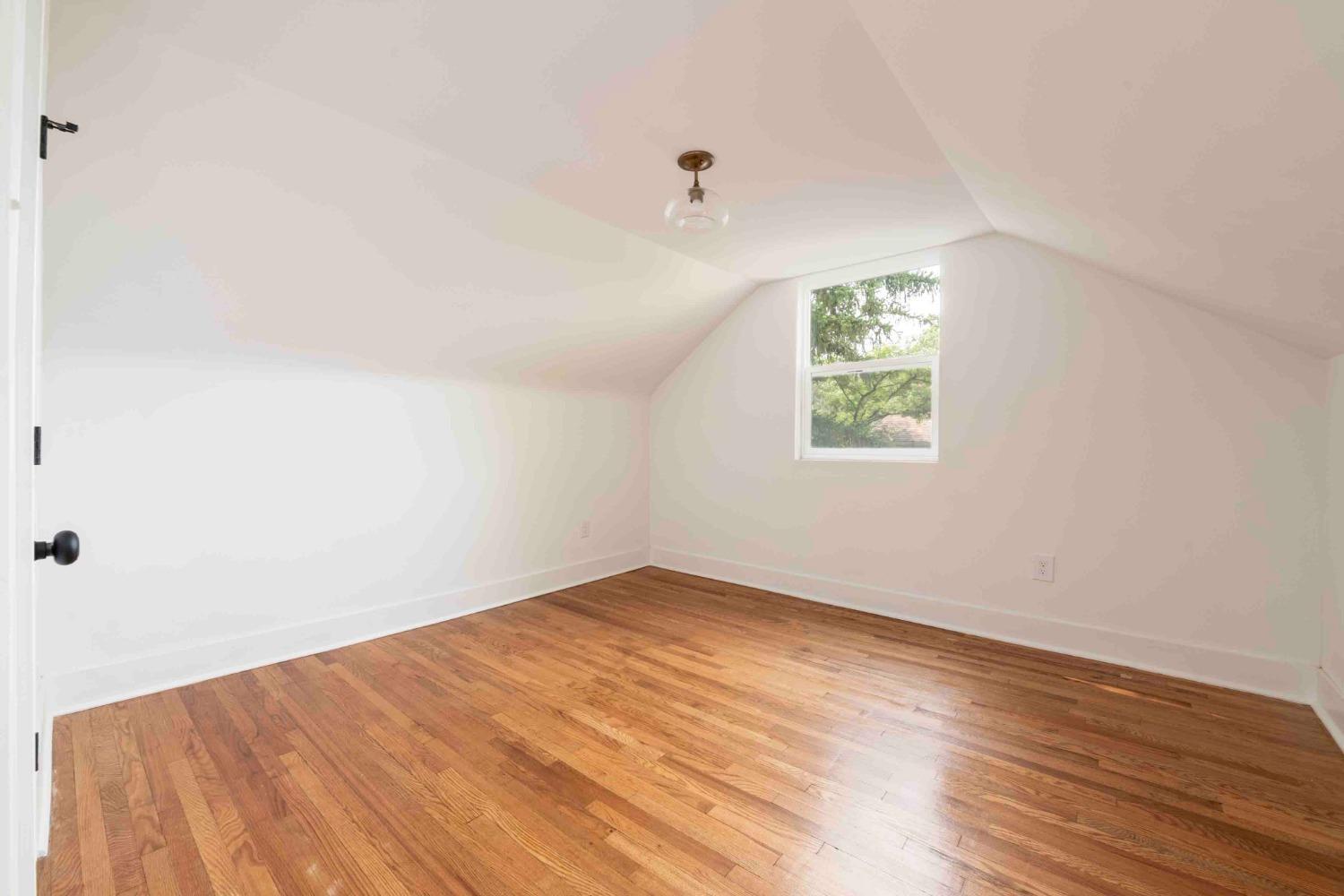 5469 Philloret Drive