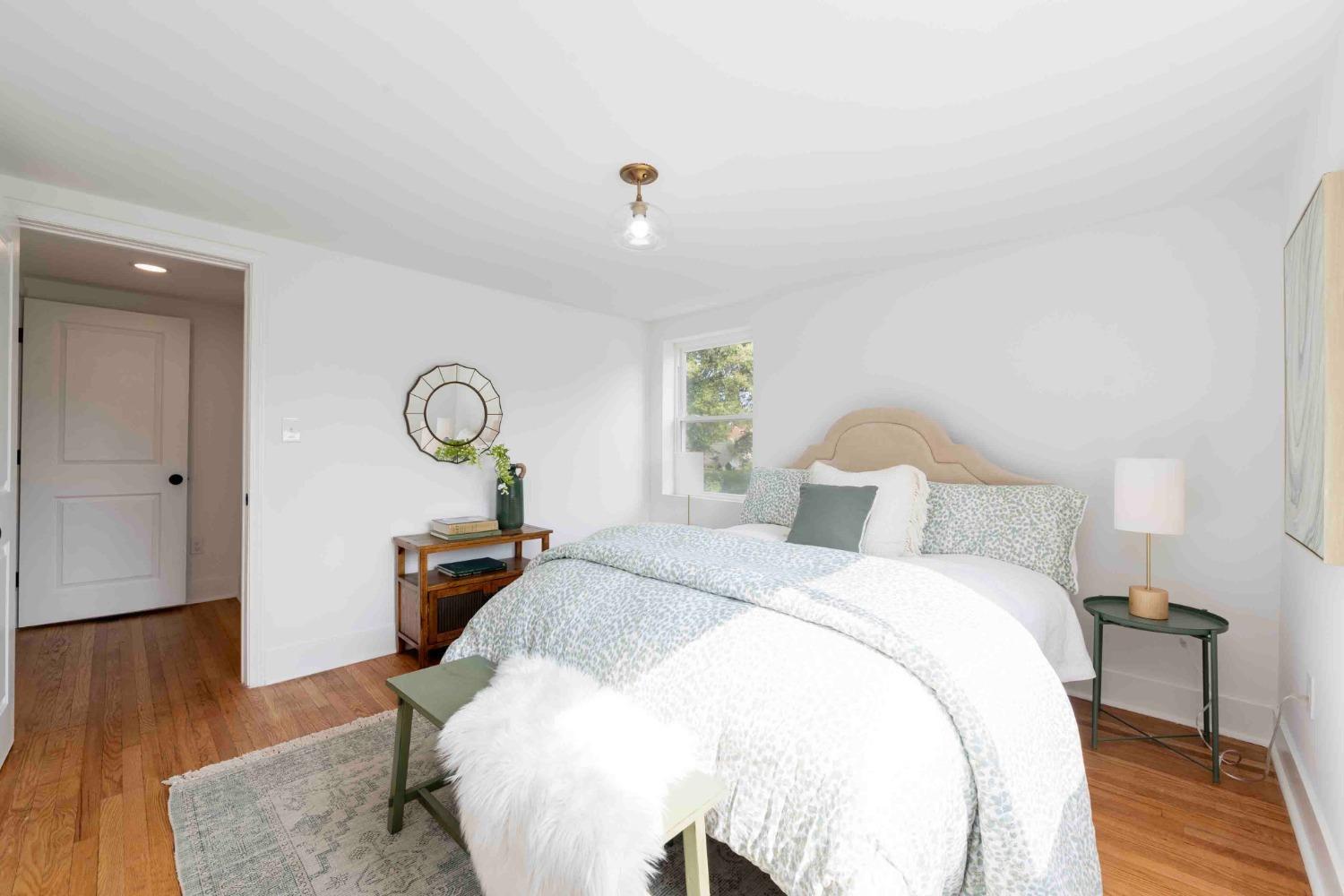 5469 Philloret Drive
