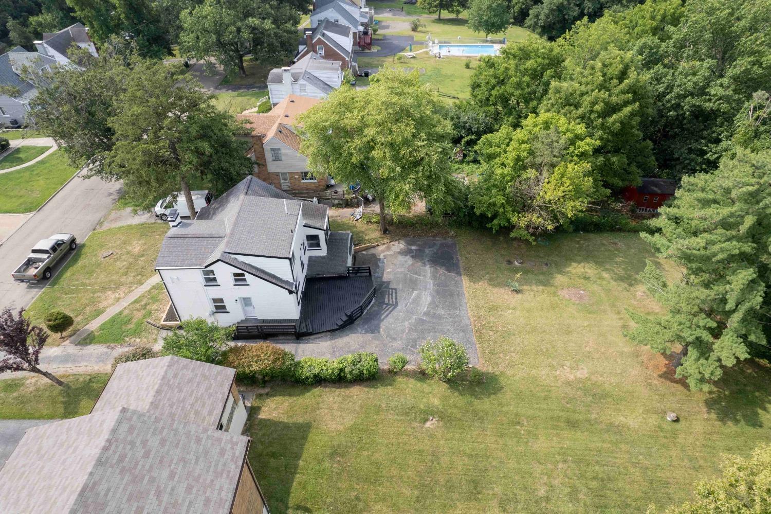 5469 Philloret Drive