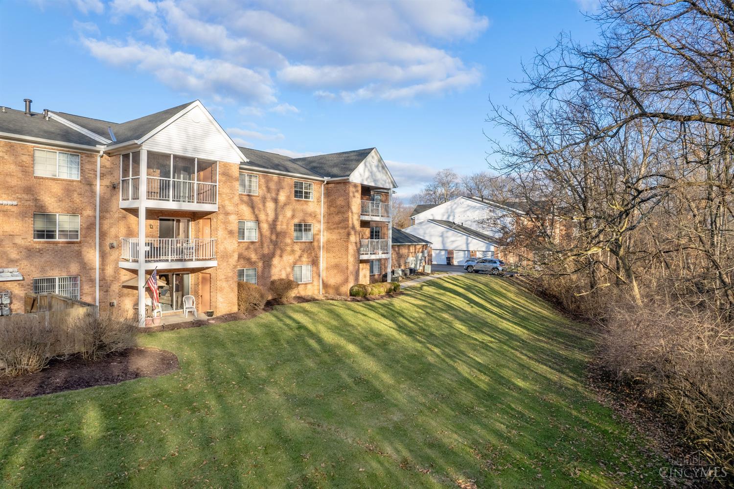 3225 Heritage Square Drive 23