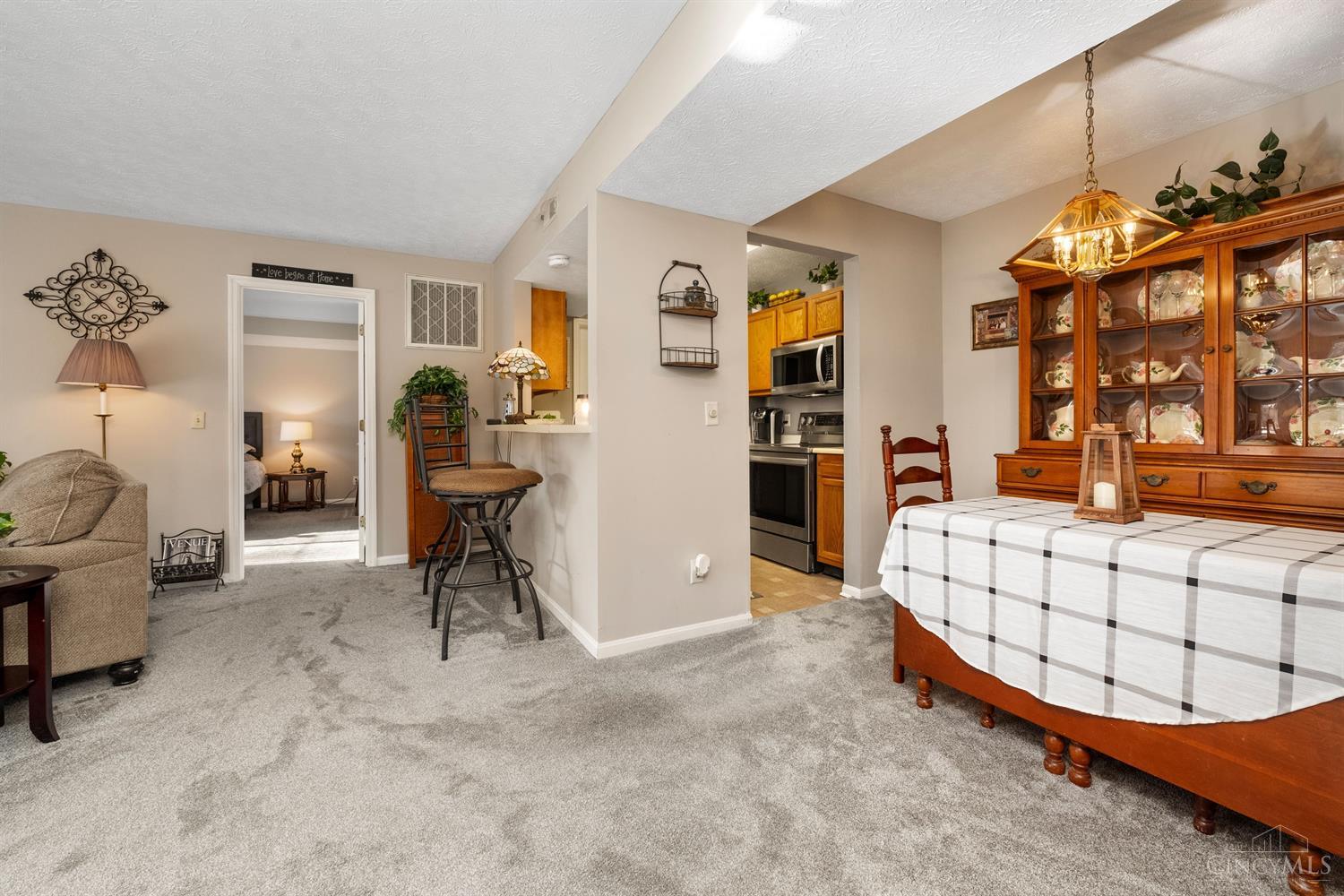 3225 Heritage Square Drive 23